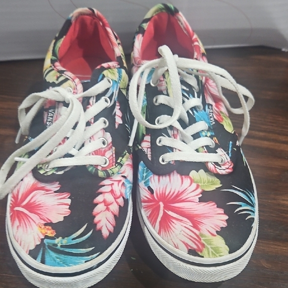 Vans Black Floral Canvas Sneakers - Picture 7 of 7